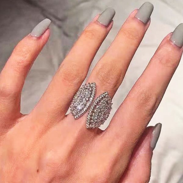 2022 new trend silver color sector adjustable ring with bling diamond for women fashion jewelry wedding engagement ring, Slivery;golden
2022 new trend silver color sector adjustable ring with bling diamond for women fashion jewelry wedding engagement ring, Slivery;golden