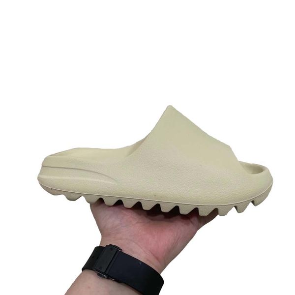 2023 classic leather ladies sandals luxury designer fashion ladies slippers rubber sole beach flip flops 98ia, Black
2023 classic leather ladies sandals luxury designer fashion ladies slippers rubber sole beach flip flops 98ia, Black