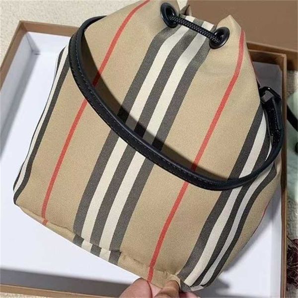 burbrerys crossbody handbags bags burbrery luxuries designers women bag purses totes designer woman handbag shoulder wallets j0hr
burbrerys crossbody handbags bags burbrery luxuries designers women bag purses totes designer woman handbag shoulder wallets j0hr