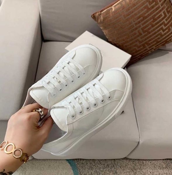 brand casual shoes flat designer design shoes women thick lace-up everything goes with fashion, Black
brand casual shoes flat designer design shoes women thick lace-up everything goes with fashion, Black