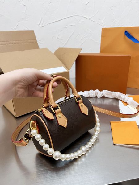 tz lady pearl speedy mini pillow bag classic old flower pattern fashion handbag removable shoulder strap crossbody bags women's travel
tz lady pearl speedy mini pillow bag classic old flower pattern fashion handbag removable shoulder strap crossbody bags women's travel