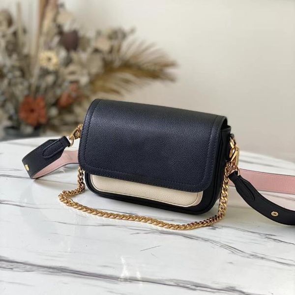 chain bags lockme shoulder bag tender black khaki pink designer handbags small pouch clutch women handbag
chain bags lockme shoulder bag tender black khaki pink designer handbags small pouch clutch women handbag