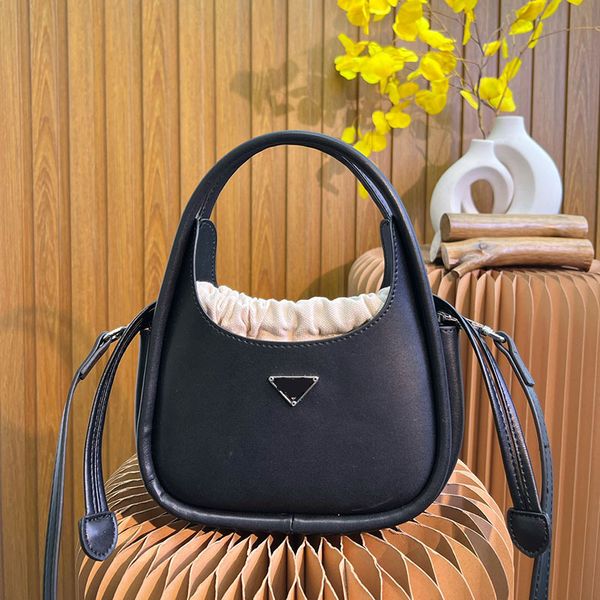 string tote bag women handbags designer lunch box crossbody shoulder bags small coin purse genuine leather fashion triangle sequins silver h
string tote bag women handbags designer lunch box crossbody shoulder bags small coin purse genuine leather fashion triangle sequins silver h