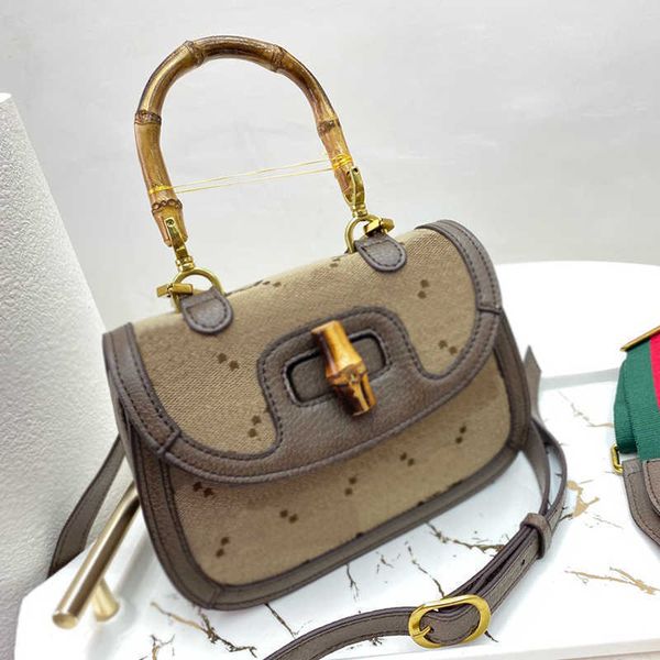 popularitydesigner women bamboo handle crossbody bag luxurys designers bags italy brand diana 100th anniversary edition shoulder handbag
popularitydesigner women bamboo handle crossbody bag luxurys designers bags italy brand diana 100th anniversary edition shoulder handbag