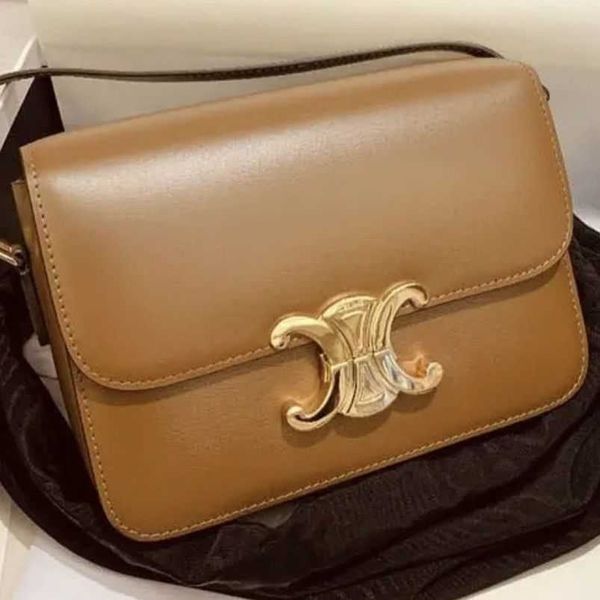 fashion designer bags celinns luxury handbag triumphal arch bag women's tofu single shoulder diagonal small square red star crossbody f
fashion designer bags celinns luxury handbag triumphal arch bag women's tofu single shoulder diagonal small square red star crossbody f