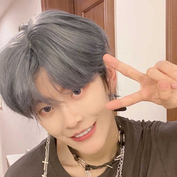 hair lace wigs net red wig of the same style han chao middle point bangs short straight hair handsome and fashionable head cover, Black
hair lace wigs net red wig of the same style han chao middle point bangs short straight hair handsome and fashionable head cover, Black