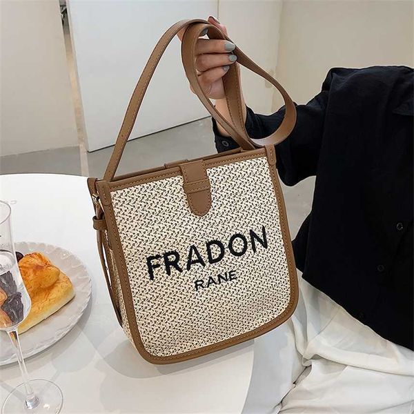 large capacity bag women's summer new fashion versatile minority woven tote bag sling single shoulder messenger purses
large capacity bag women's summer new fashion versatile minority woven tote bag sling single shoulder messenger purses