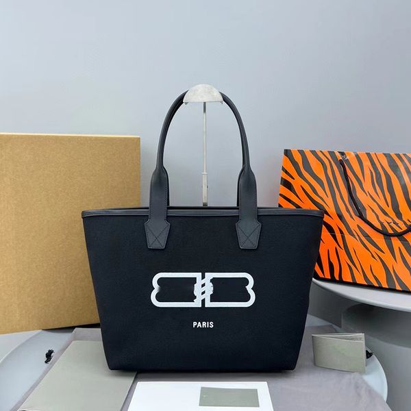 fashion shopping bag jumbo series canvas portable tote bag contrast printing logo bb handbag simple shoulder bags totes black and white
fashion shopping bag jumbo series canvas portable tote bag contrast printing logo bb handbag simple shoulder bags totes black and white