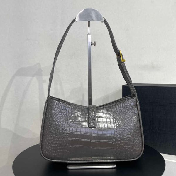 wholesale canvas hobo for women shoulder bag for women chest pack lady tote chains handbags presbyopic purse messenger bag handbags nylon
wholesale canvas hobo for women shoulder bag for women chest pack lady tote chains handbags presbyopic purse messenger bag handbags nylon