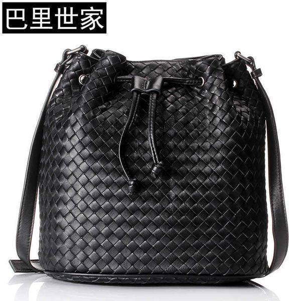 bags botte ven tote fashion handbags woven cosmetic pouch sheepskin pure womens shoulder bag leather drawstring large capacity bucket
bags botte ven tote fashion handbags woven cosmetic pouch sheepskin pure womens shoulder bag leather drawstring large capacity bucket