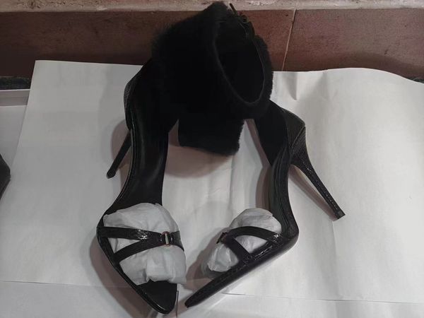 tom-fords-sandal high-heeled sandals women's heel high-heeled shoes metal padlock narrow word band naked leather luxury designer origin, Black
tom-fords-sandal high-heeled sandals women's heel high-heeled shoes metal padlock narrow word band naked leather luxury designer origin, Black