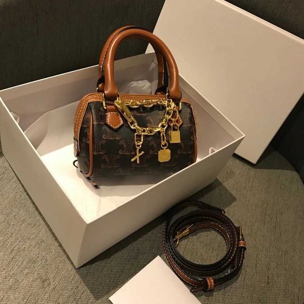 luxurys women crossbody bag celinns designers handbags new women's triumphal arch pillow middle ancient old flower handbag mini
luxurys women crossbody bag celinns designers handbags new women's triumphal arch pillow middle ancient old flower handbag mini
