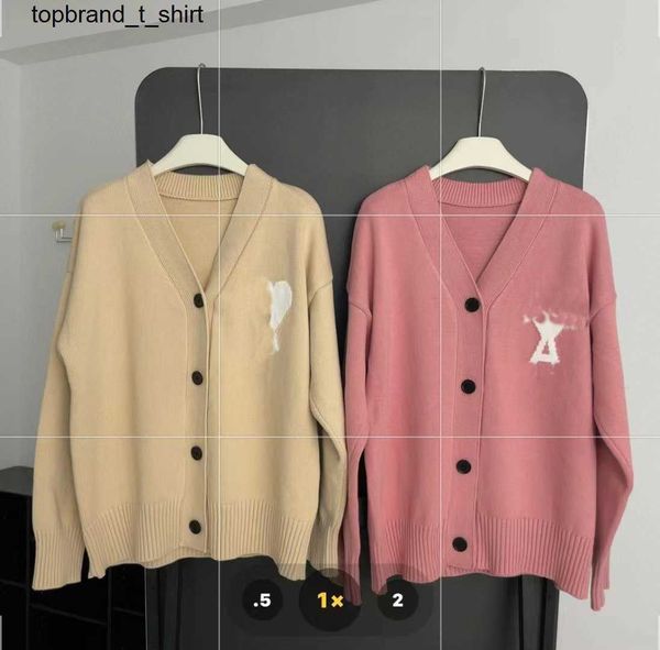 men's sweaters designer men women's amis cardigan sweater love letter fashion label loose v-neck lovers' sweater, White;black
men's sweaters designer men women's amis cardigan sweater love letter fashion label loose v-neck lovers' sweater, White;black