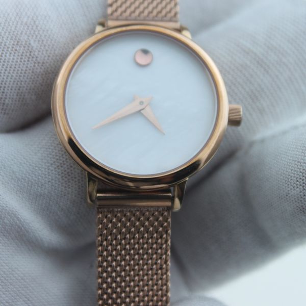 fashionable casual ladies 36mm watch metal steel band sports quartz watch, Slivery;brown
fashionable casual ladies 36mm watch metal steel band sports quartz watch, Slivery;brown