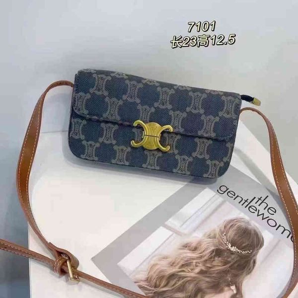 lisa's same triumphal arch leather jeans armpit bag one shoulder cross body french stick women's 2022 new fashion versatile
lisa's same triumphal arch leather jeans armpit bag one shoulder cross body french stick women's 2022 new fashion versatile