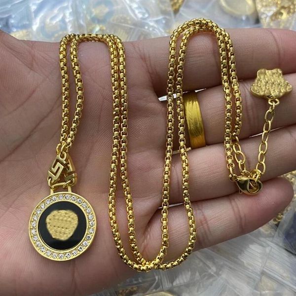 fashion new designed pendant hollow out greca women's chain necklace banshee medusa head portrait 18k gold plated ladies necklaces277u, Silver
fashion new designed pendant hollow out greca women's chain necklace banshee medusa head portrait 18k gold plated ladies necklaces277u, Silver