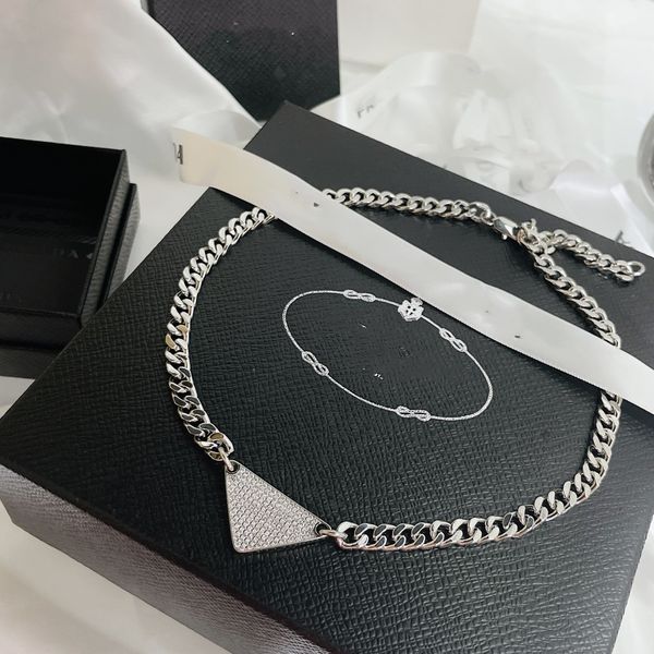 fashion designer pendant necklace full crystal triangle charm thick lock bucket chain choker collar for women lovers jewelry party gift, Silver
fashion designer pendant necklace full crystal triangle charm thick lock bucket chain choker collar for women lovers jewelry party gift, Silver