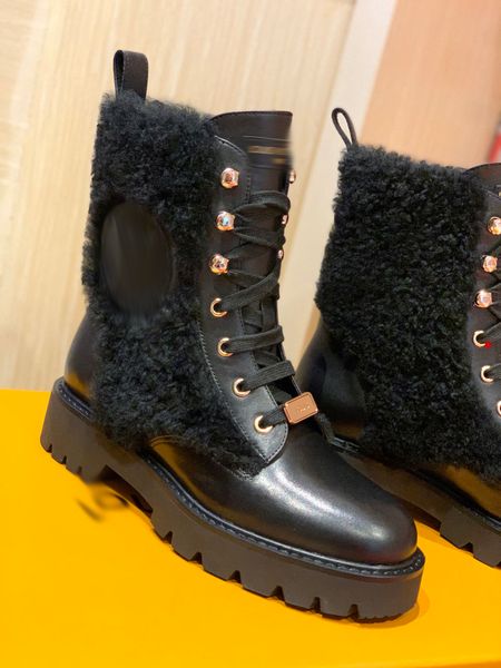women martin boots luxurys designers winter snow shoes ankle half black white burgundy green mens fashion platform motorcycle boot buckle si
women martin boots luxurys designers winter snow shoes ankle half black white burgundy green mens fashion platform motorcycle boot buckle si