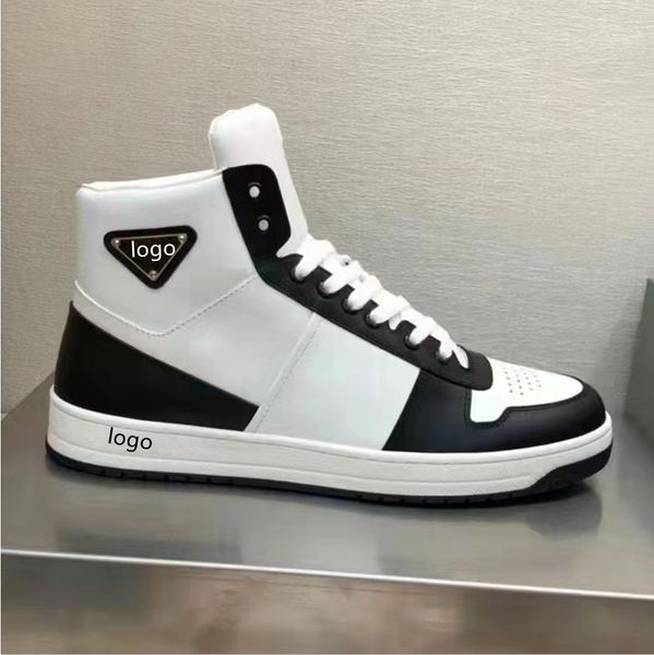 casual comfortable sports shoes for men's leather triple black and white high-low platform for men's size 38-45
casual comfortable sports shoes for men's leather triple black and white high-low platform for men's size 38-45