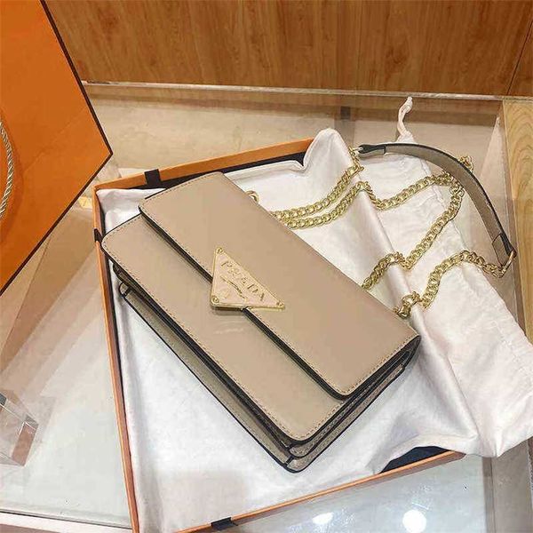 2022 new bag women's simple letter one shoulder messenger chain texture style small square s purses
2022 new bag women's simple letter one shoulder messenger chain texture style small square s purses