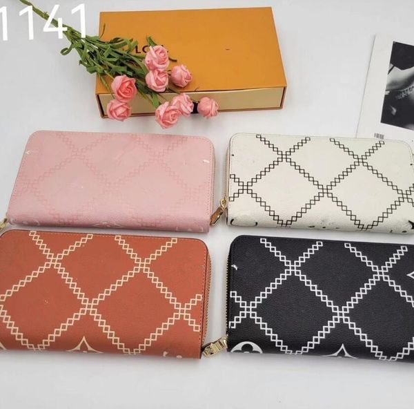 limited edition letters zipper wallet luxury brand litchi grain leather multi card large capacity men's clutch bags classic designer wo, Red;black
limited edition letters zipper wallet luxury brand litchi grain leather multi card large capacity men's clutch bags classic designer wo, Red;black