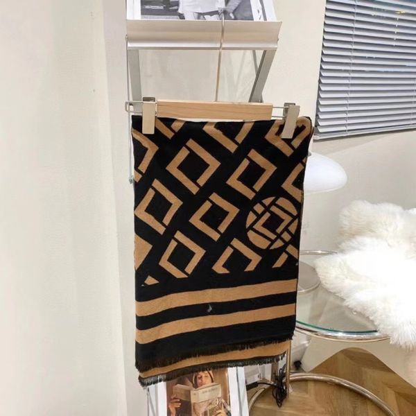 designer scarves cashmere scarfs mens womens scarf scarf for women super large size 180cm wool pashmina with box fashion luxury brand echarp, Blue;gray
designer scarves cashmere scarfs mens womens scarf scarf for women super large size 180cm wool pashmina with box fashion luxury brand echarp, Blue;gray