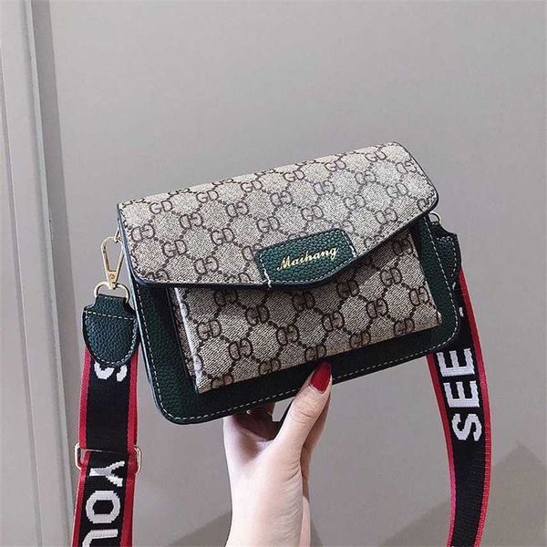 bag women's new same fashion style wide shoulder strap sling single bag small square purses
bag women's new same fashion style wide shoulder strap sling single bag small square purses