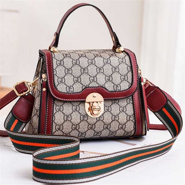 design purses new bucket fashion sling single shoulder casual printed handbag outlets
design purses new bucket fashion sling single shoulder casual printed handbag outlets