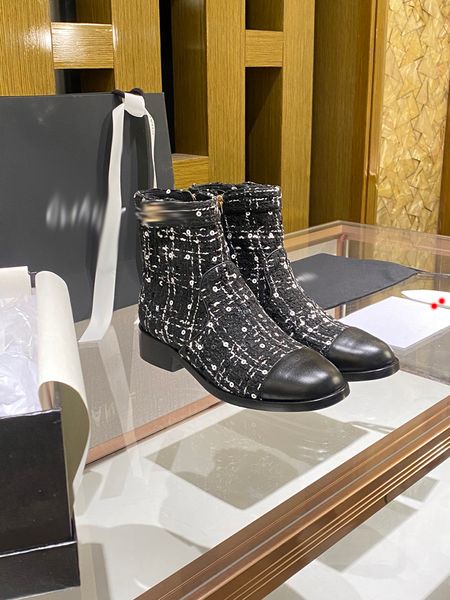 2023 designer women shiny leather nylon hailf boots fashion thick heels martin ankle booties genuine leather combat boot ladies winter platf, Black
2023 designer women shiny leather nylon hailf boots fashion thick heels martin ankle booties genuine leather combat boot ladies winter platf, Black