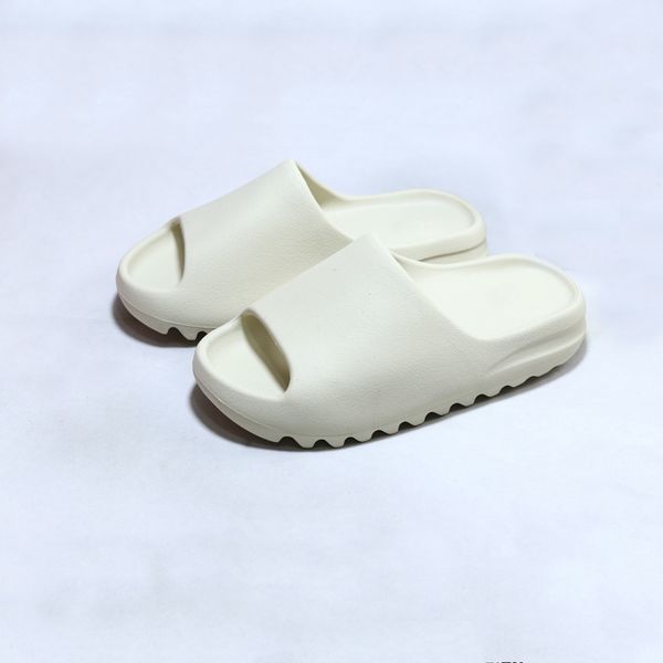 designer slipper luxury men women sandals brand slides fashion slippers lady slide thick bottom design casual shoes sneakers by shoe10 040, Black
designer slipper luxury men women sandals brand slides fashion slippers lady slide thick bottom design casual shoes sneakers by shoe10 040, Black