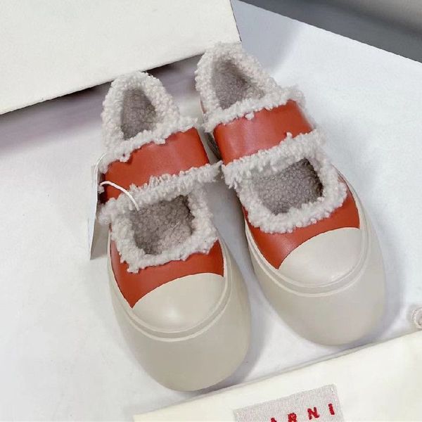 2022 new fashion women flat shoes round toe thick sole with fur warm female walking casual shoe runway designer slip on shoe woman quality, Black
2022 new fashion women flat shoes round toe thick sole with fur warm female walking casual shoe runway designer slip on shoe woman quality, Black