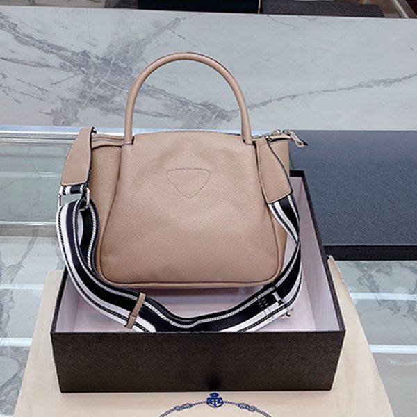 dumpling tote bag women handbag purse plain leather triangle stitched fashion metal letter crossbody bags adjustable removable nylon shoulde
dumpling tote bag women handbag purse plain leather triangle stitched fashion metal letter crossbody bags adjustable removable nylon shoulde