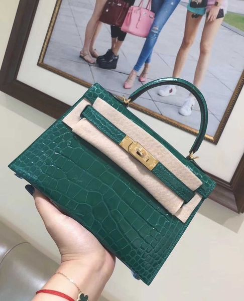 aher max classic leather fashion herme bags all handmade crocodile handmade second generation mini women single shoulder messenger red gold
aher max classic leather fashion herme bags all handmade crocodile handmade second generation mini women single shoulder messenger red gold