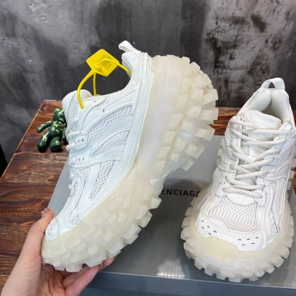 2023 womens and mens track new designer beautiful sneaker casual designer shoes - womens and mens eu size 35-45 shoes trainers, Red;white
2023 womens and mens track new designer beautiful sneaker casual designer shoes - womens and mens eu size 35-45 shoes trainers, Red;white