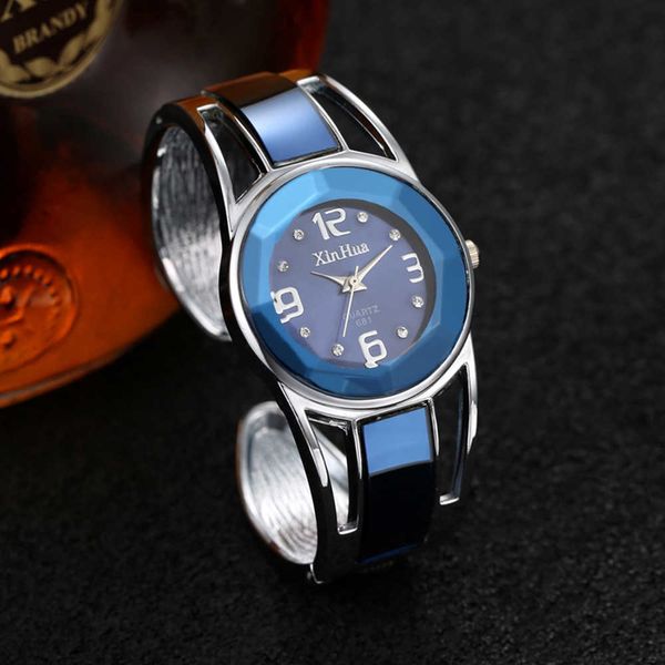 watches sell xinhua bracelet women luxury brand stainless steel dial quartz wristwatches ladies kr88, Slivery;brown
watches sell xinhua bracelet women luxury brand stainless steel dial quartz wristwatches ladies kr88, Slivery;brown