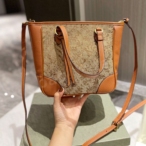 luxury shoulder bags fashion lady modern classic handbag totes bag fashionable cross body shopping wallet card holder 4 colors
luxury shoulder bags fashion lady modern classic handbag totes bag fashionable cross body shopping wallet card holder 4 colors