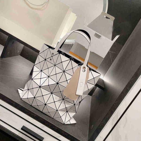 evening bag tote bags designer shoulder crossbody women fashion geometry messenger handbags female sweet lady walltes 221109
evening bag tote bags designer shoulder crossbody women fashion geometry messenger handbags female sweet lady walltes 221109