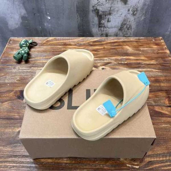 slippers designer rubber men woman sandal ochre bone slippers black white resin slides pure slipper eva slide fashion classsic clog
slippers designer rubber men woman sandal ochre bone slippers black white resin slides pure slipper eva slide fashion classsic clog