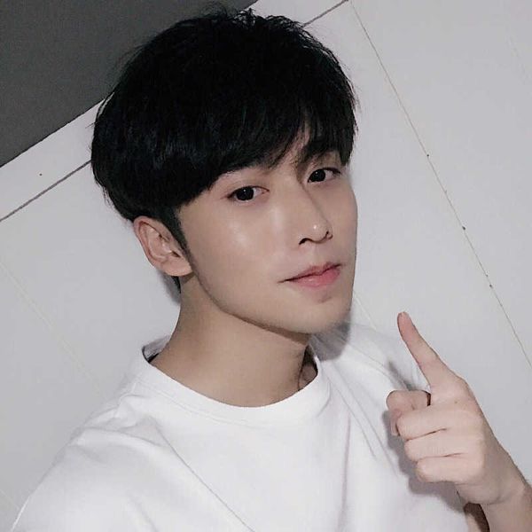hair lace wigs fashion korean version handsome men's short ffy curly hair wig headgear, Black
hair lace wigs fashion korean version handsome men's short ffy curly hair wig headgear, Black
