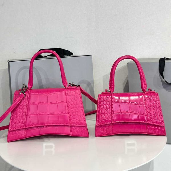 hourglass designer bag designer bags leather bag women's crossbody tote 23cm 19cm handbag.
hourglass designer bag designer bags leather bag women's crossbody tote 23cm 19cm handbag.