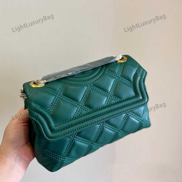 designer luxury women the tote bag fashion versatile handbags shoulder crossbody bags purse tories totes large capacity saddle wallets 7a 0s
designer luxury women the tote bag fashion versatile handbags shoulder crossbody bags purse tories totes large capacity saddle wallets 7a 0s
