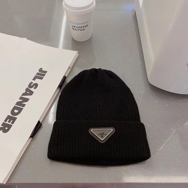 fitted hat mens beanie designer beanies womens winter hats for women men classic letters fashion warm knitted skull cap popular design lette, Blue;gray
fitted hat mens beanie designer beanies womens winter hats for women men classic letters fashion warm knitted skull cap popular design lette, Blue;gray