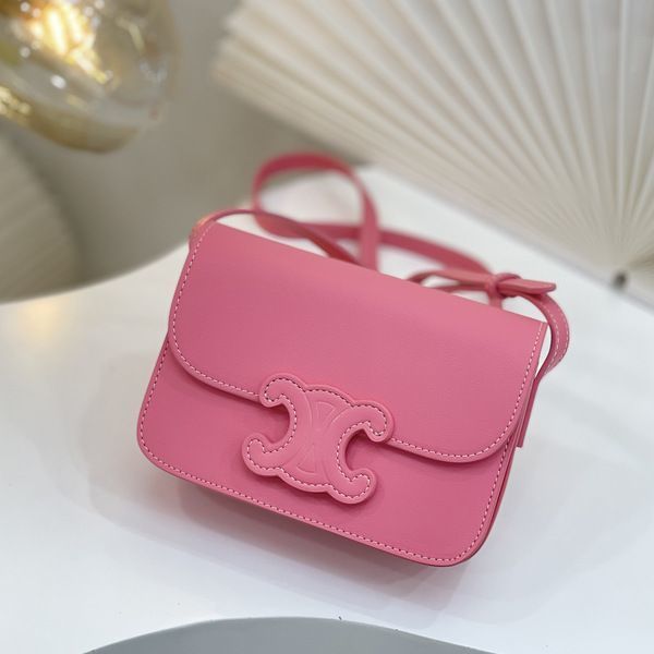 women's bag 2022 new triumph arch saddle fashion tofu summer small square one shoulder crossbody
women's bag 2022 new triumph arch saddle fashion tofu summer small square one shoulder crossbody