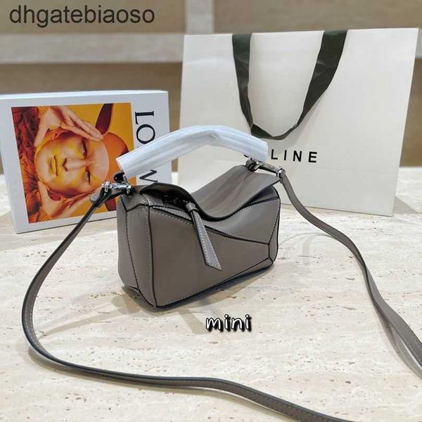 mini bag loews woman leather bags 2021 single shoulder messenger puzzles designer a37x
mini bag loews woman leather bags 2021 single shoulder messenger puzzles designer a37x