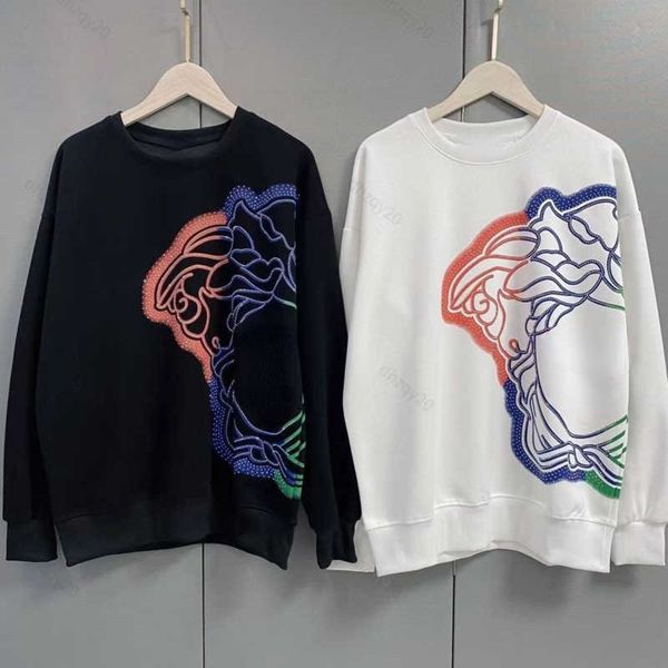 vers hoodie designer sweatshirt men's classic chest half face print crew neck pullover couple long sleeve t-shirt autumn winter warm sw, Black
vers hoodie designer sweatshirt men's classic chest half face print crew neck pullover couple long sleeve t-shirt autumn winter warm sw, Black