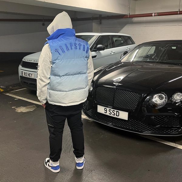 trapstar puff jacket mens hoodless blue letter jacket fashion casual 2022, Black;brown
trapstar puff jacket mens hoodless blue letter jacket fashion casual 2022, Black;brown