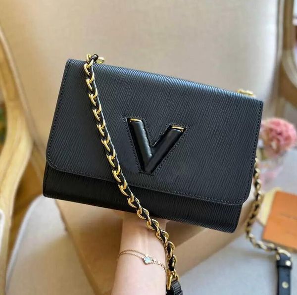 22ss vintage shoulder bags cowhide twist denim water ripple crossbody bags spin lock women fashion messenger bag designer handbags lady phon
22ss vintage shoulder bags cowhide twist denim water ripple crossbody bags spin lock women fashion messenger bag designer handbags lady phon