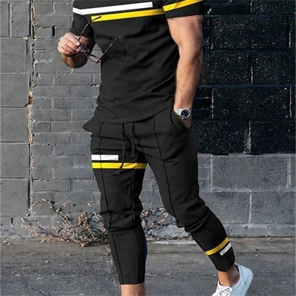 men's tracksuits casual tracksuit summer 2 piece sets strip king printed t shirtstrousers joggers set fashion street short-sleeve pants, Gray
men's tracksuits casual tracksuit summer 2 piece sets strip king printed t shirtstrousers joggers set fashion street short-sleeve pants, Gray