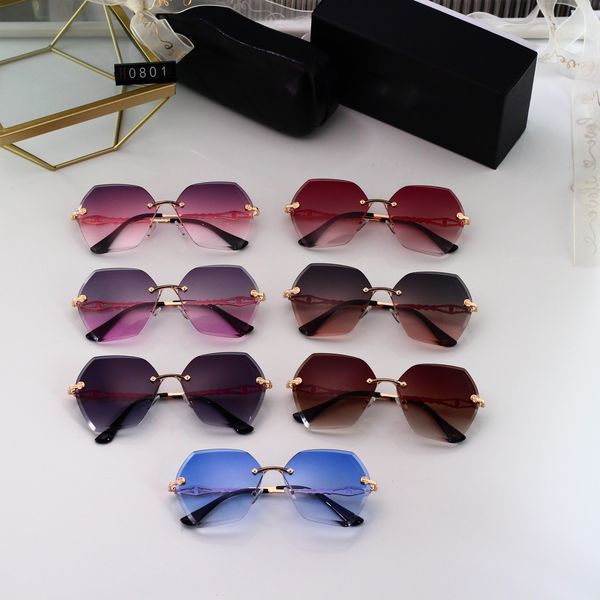 women's fashion designer wood frame sunglasses gradual color lenses waterproof unfading stainless steel outdoor travel driving glasses, White;black
women's fashion designer wood frame sunglasses gradual color lenses waterproof unfading stainless steel outdoor travel driving glasses, White;black