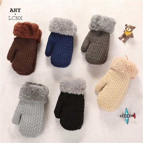 children's finger gloves five s 13 years old mittens for children winter warm baby kids wool knitted rope full boys girls accessories 2, White
children's finger gloves five s 13 years old mittens for children winter warm baby kids wool knitted rope full boys girls accessories 2, White